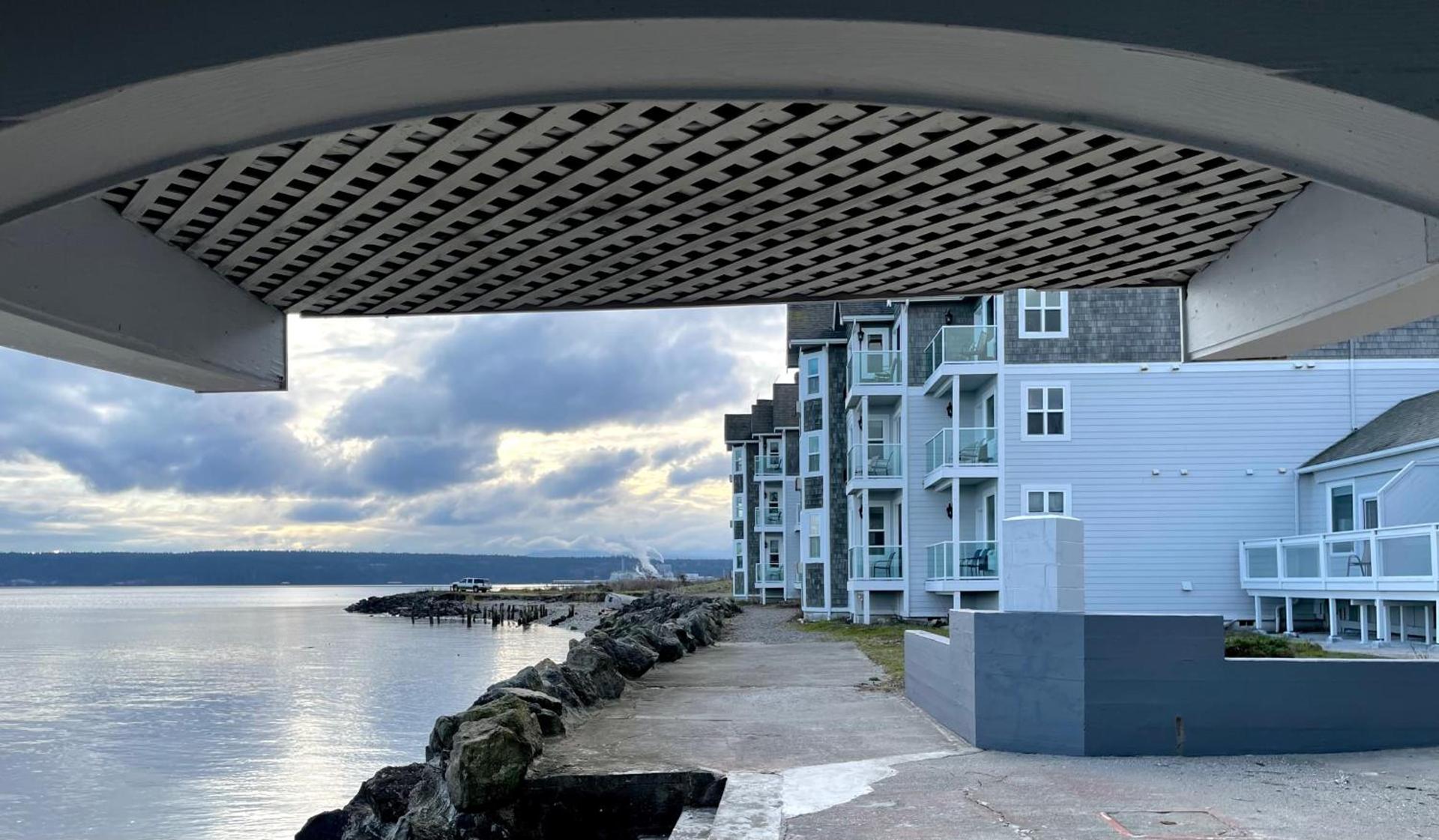 Tides Inn & Suites — hotel in Port Townsend