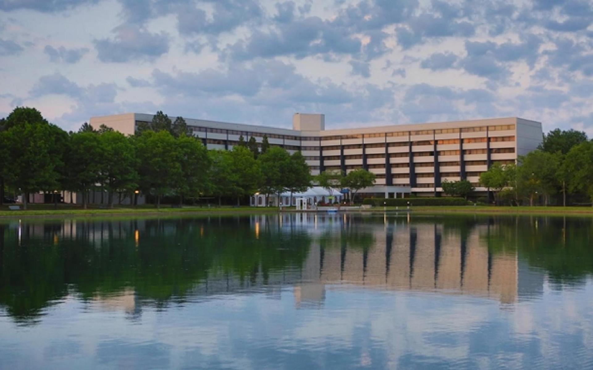 DoubleTree Suites by Hilton Raleigh-Durham — hotel in Durham