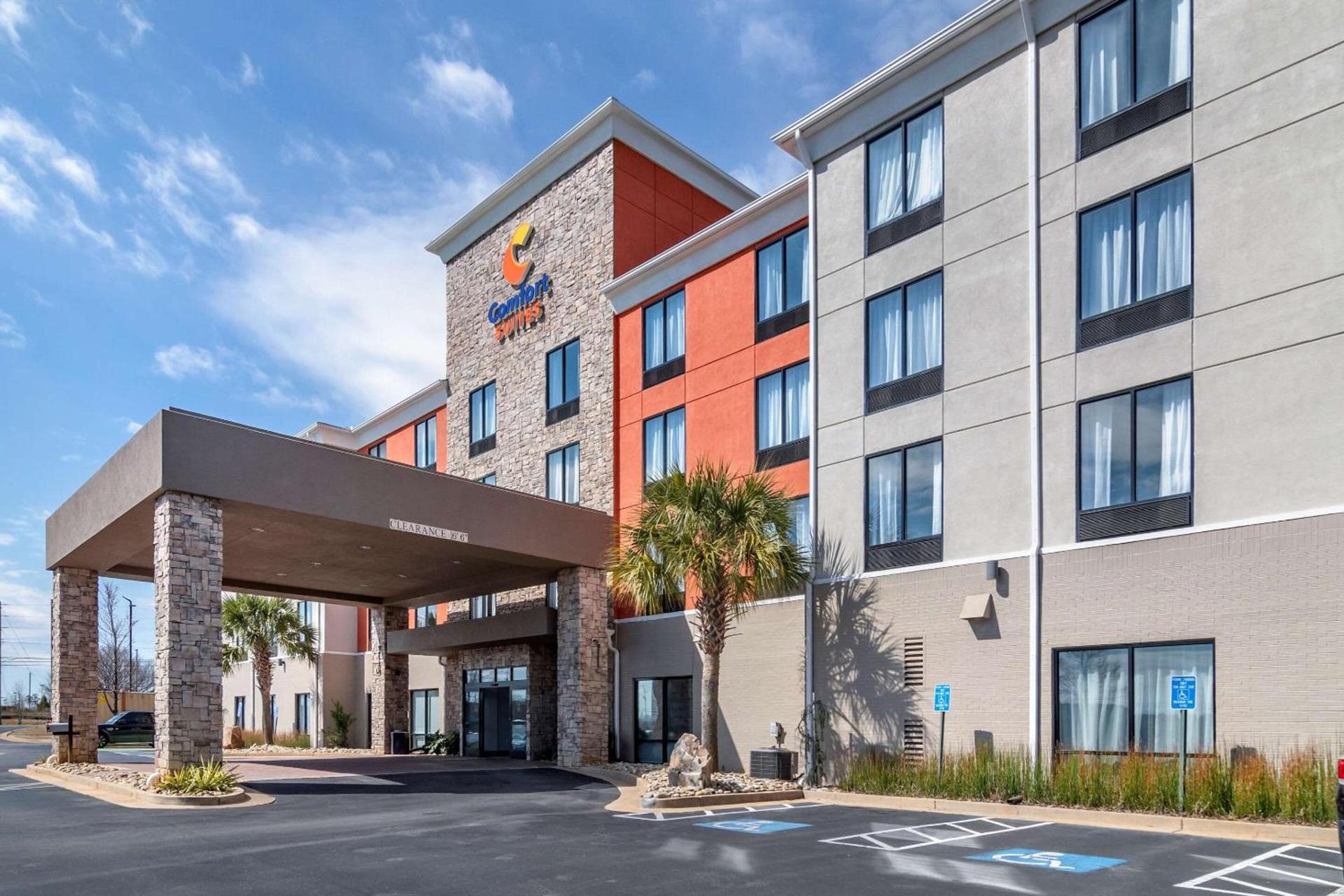 Comfort Suites McDonough Atlanta South — hotel in McDonough