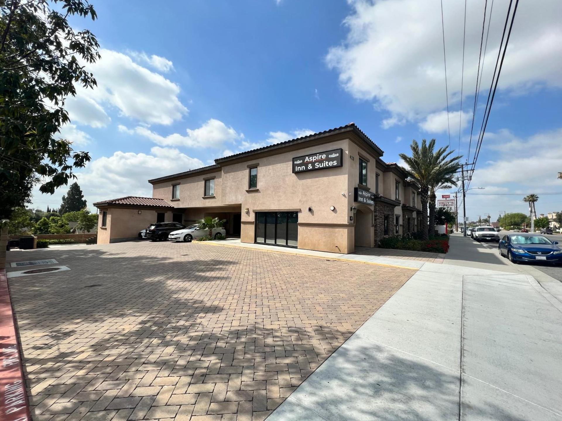 ASPIRE INN & SUITES Orange — hotel in Orange