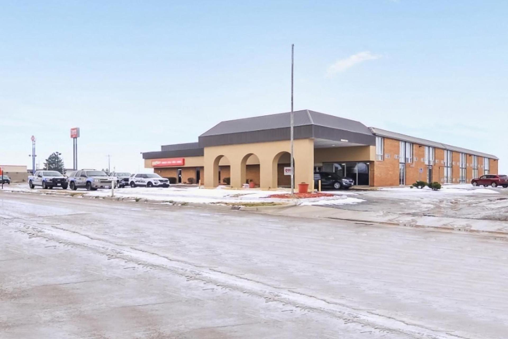 OYO Hotel Goodland KS Hwy 24 — hotel in Goodland