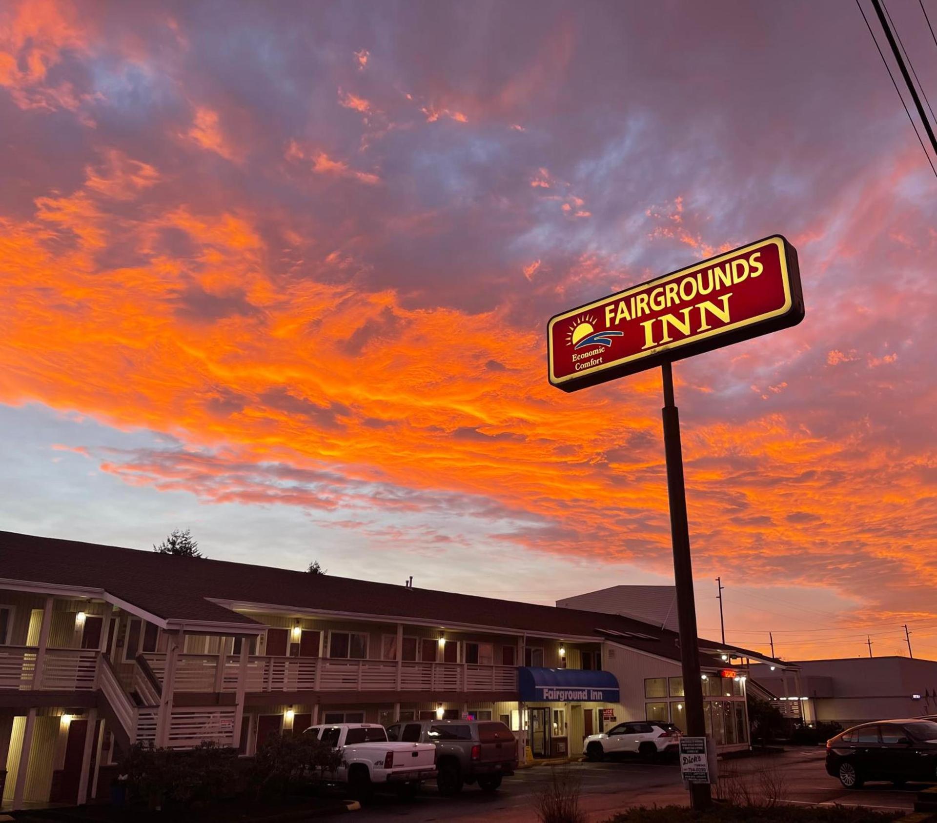 Fairground Inn — hotel in Monroe