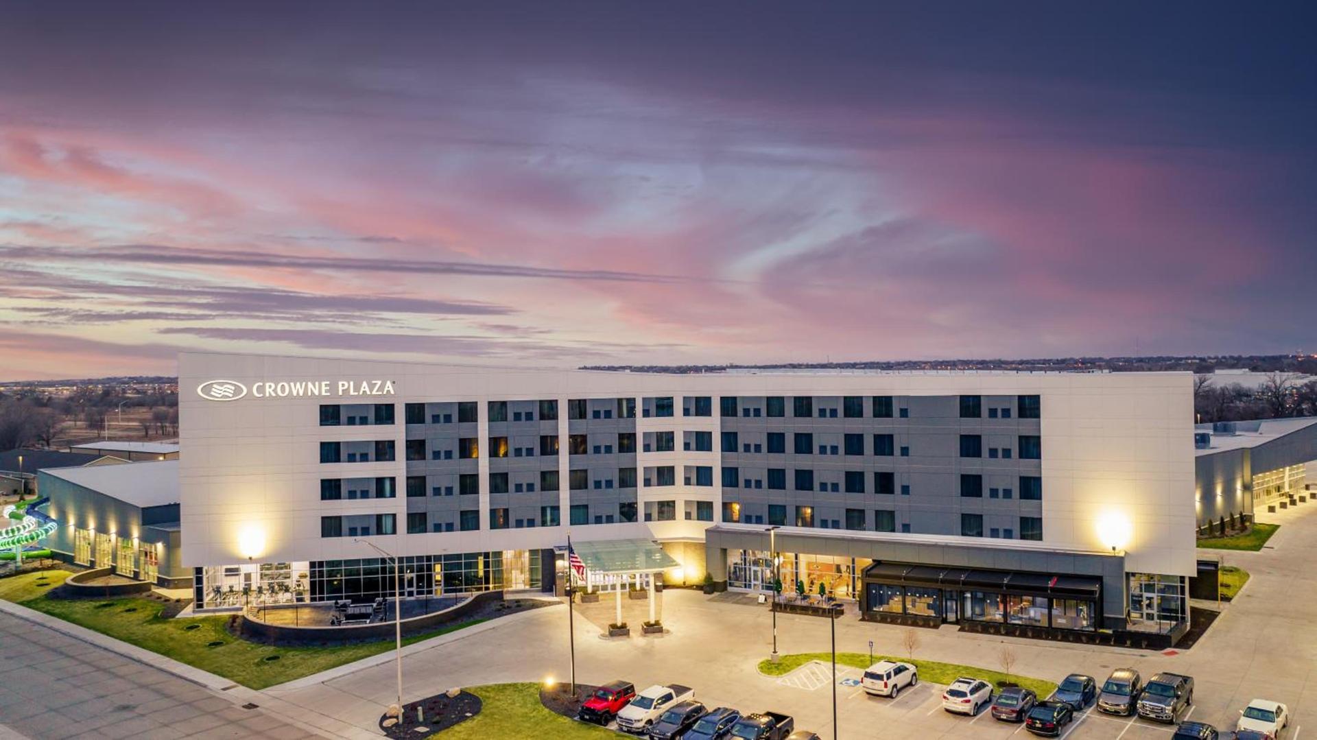 Crowne Plaza - Kearney by IHG — hotel in Kearney