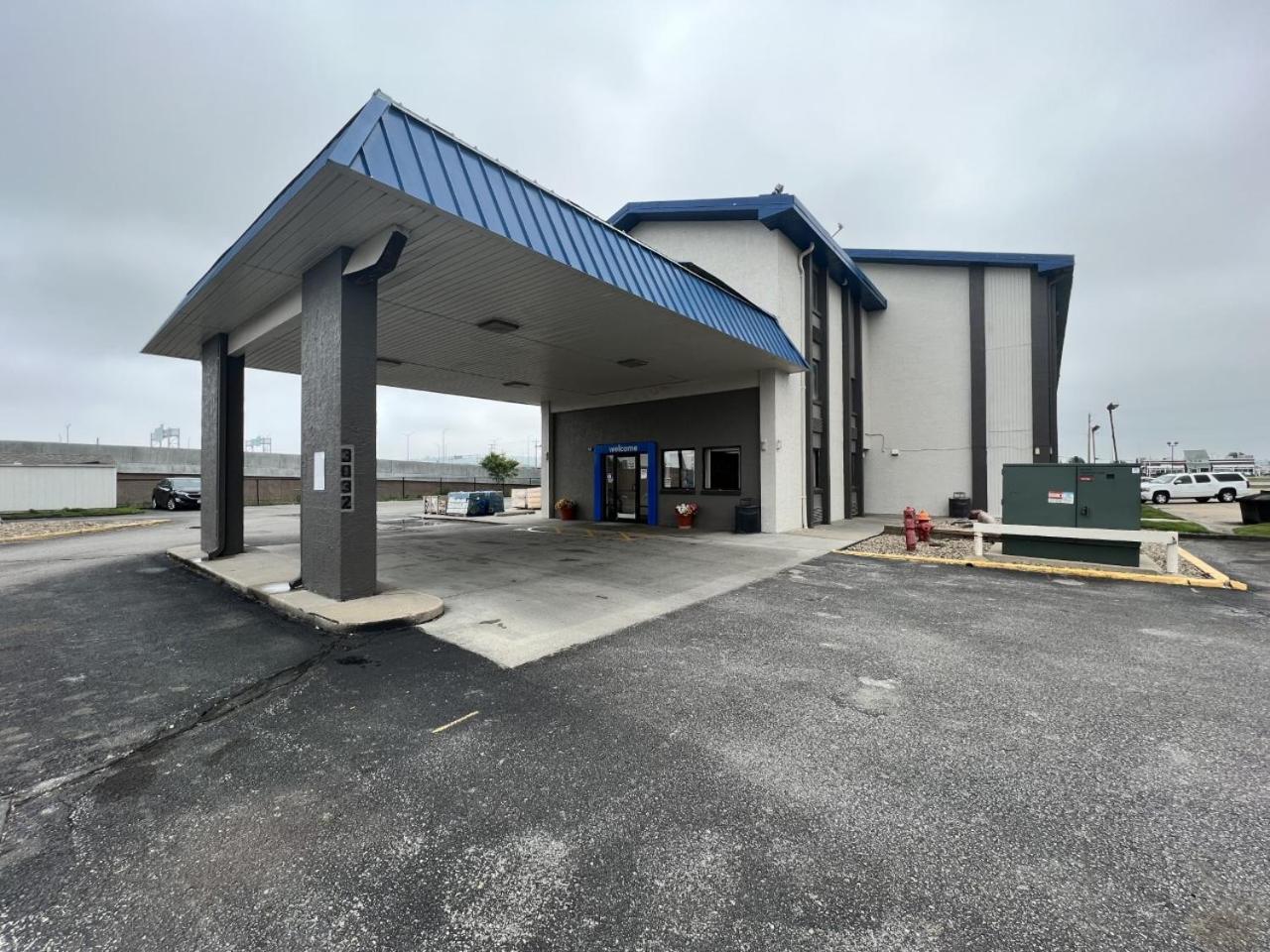 Motel 6-Council Bluffs, IA - Omaha East — hotel in Council Bluffs