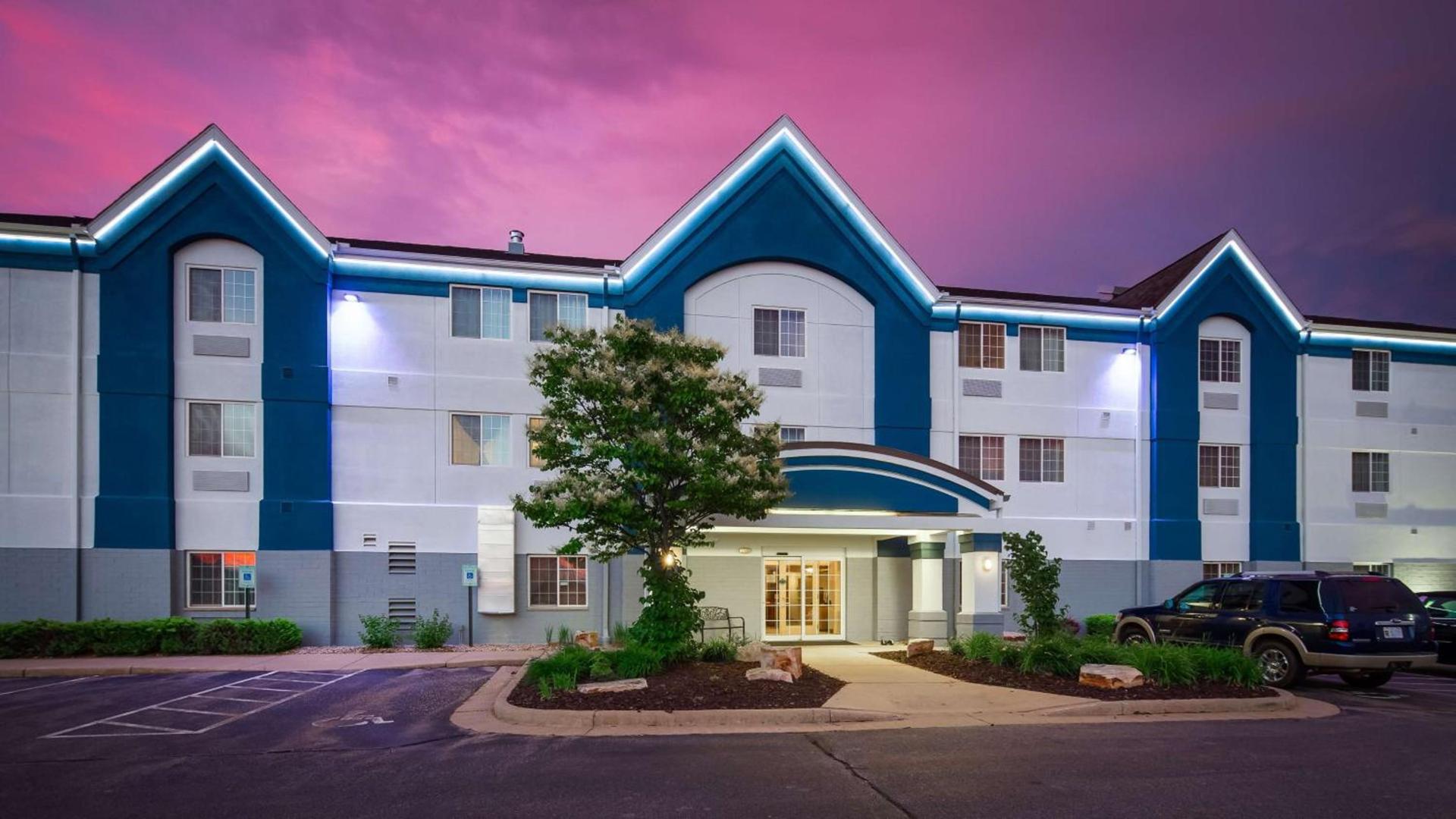 Best Western Plus Wausau-Rothschild Hotel — hotel in Rothschild