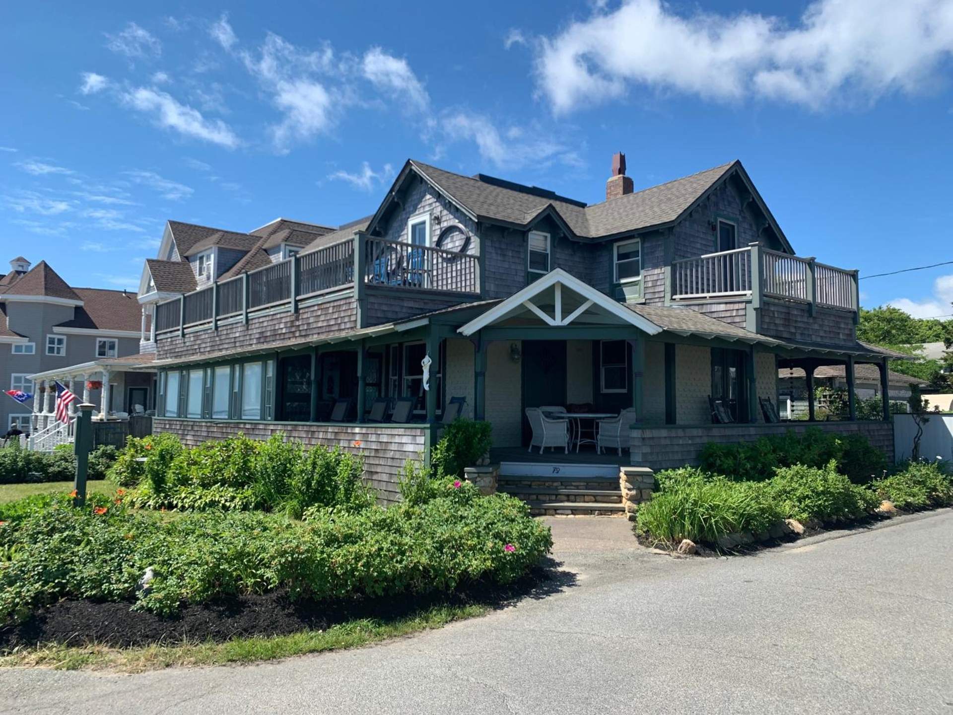 Capricorn House