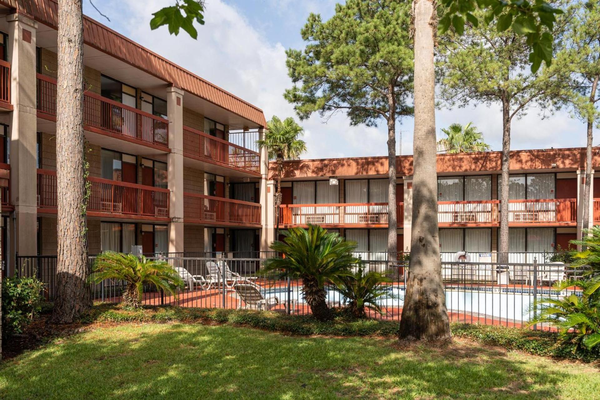 GreenTree Hotel & Extended Stay I-10 FWY Houston, Channelview, Baytown — hotel in Channelview