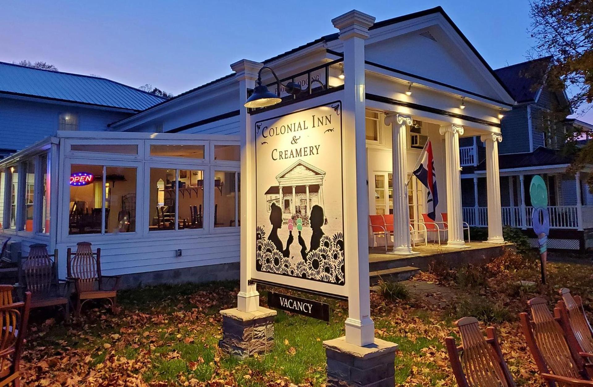 The Colonial Inn & Creamery — hotel in Watkins Glen