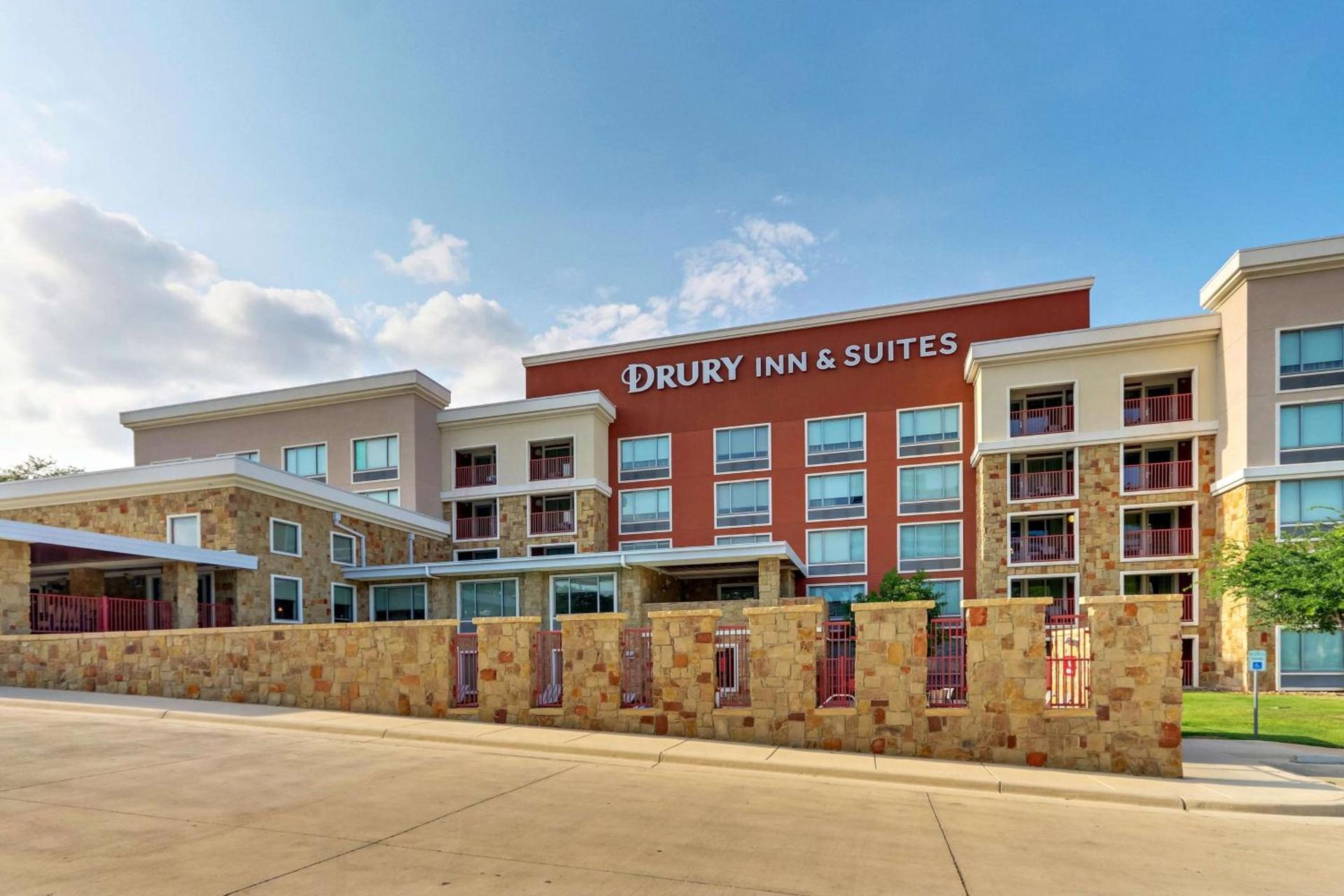 Wyndham Garden San Antonio Airport — hotel in San Antonio, TX