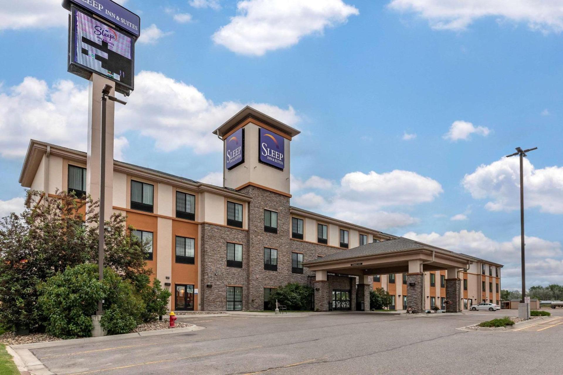Sleep Inn & Suites Miles City I-94 — hotel in Miles City