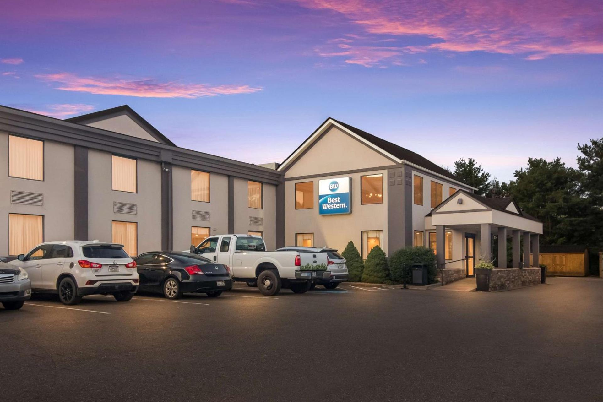 Best Western Dutch Valley Inn — hotel in New Philadelphia