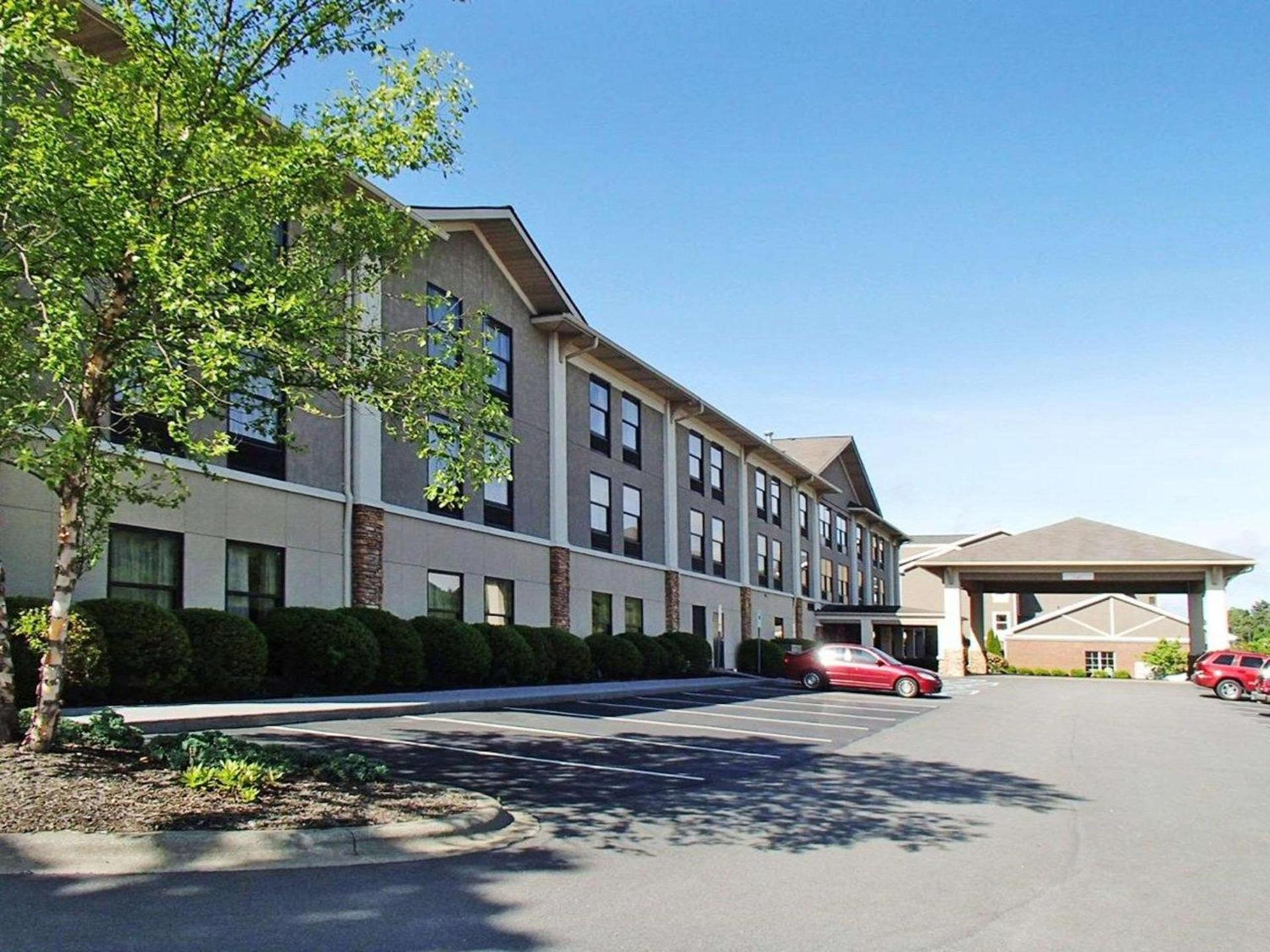 Quality Inn & Suites Boone - University Area — hotel in Boone