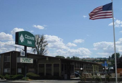Cedars Inn Lewiston — hotel in Lewiston