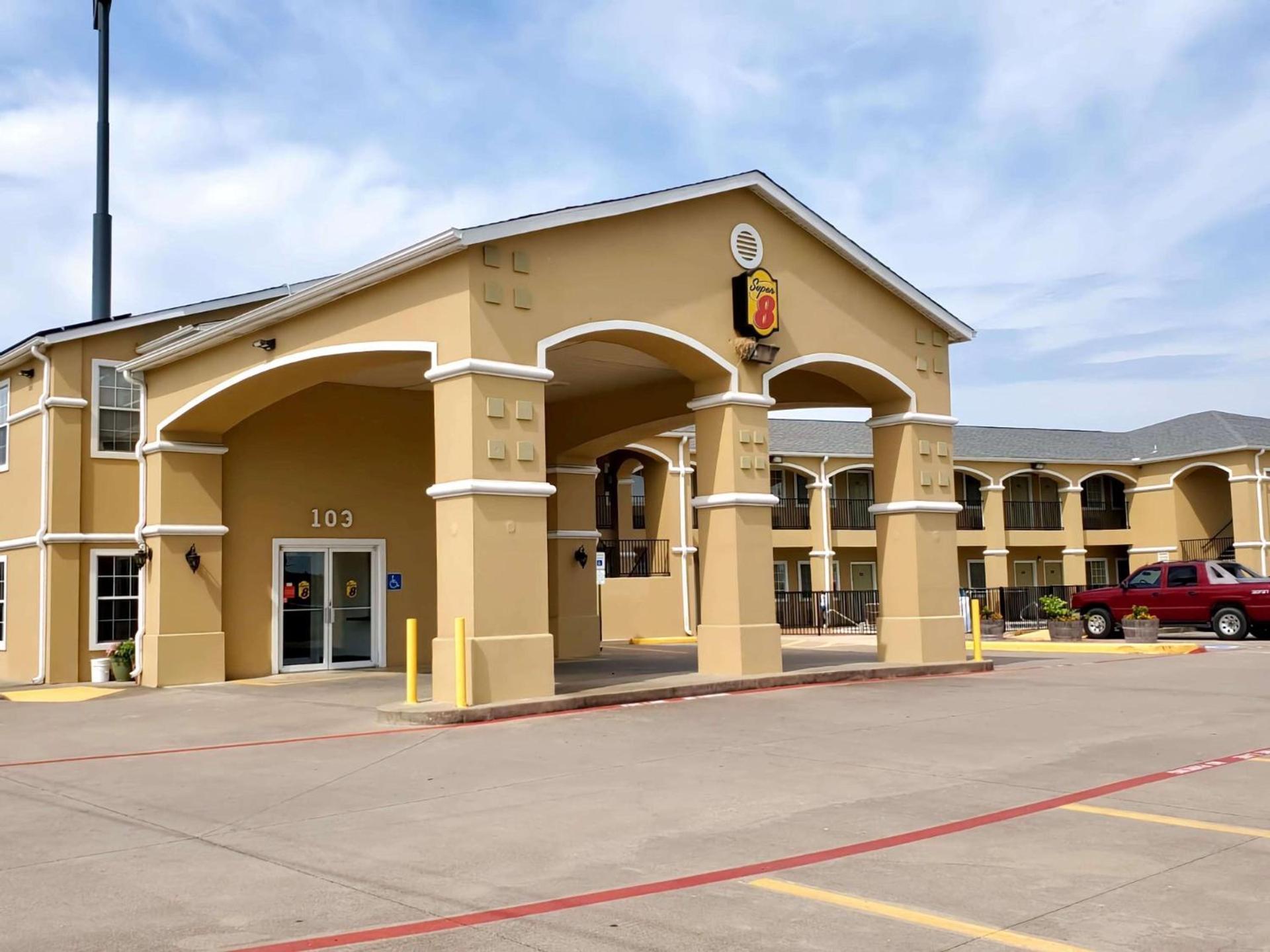 Scottish Inns & Suites Forney — hotel in Forney