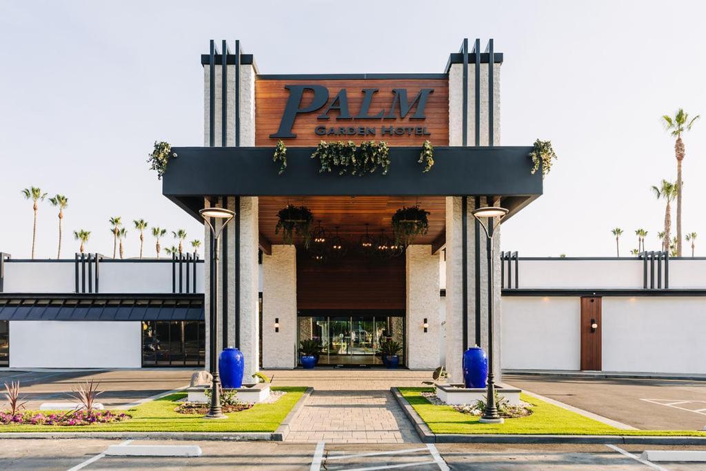 Palm Garden Hotel — hotel in Thousand Oaks