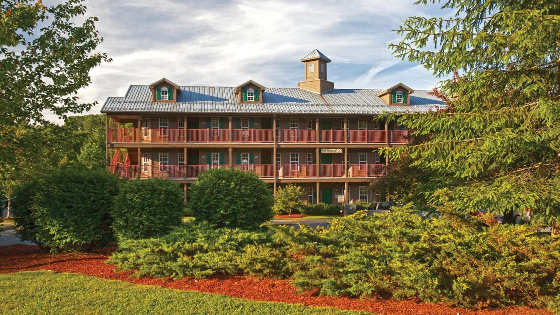 Holiday Inn Club Vacations Oak n Spruce Resort in the Berkshires