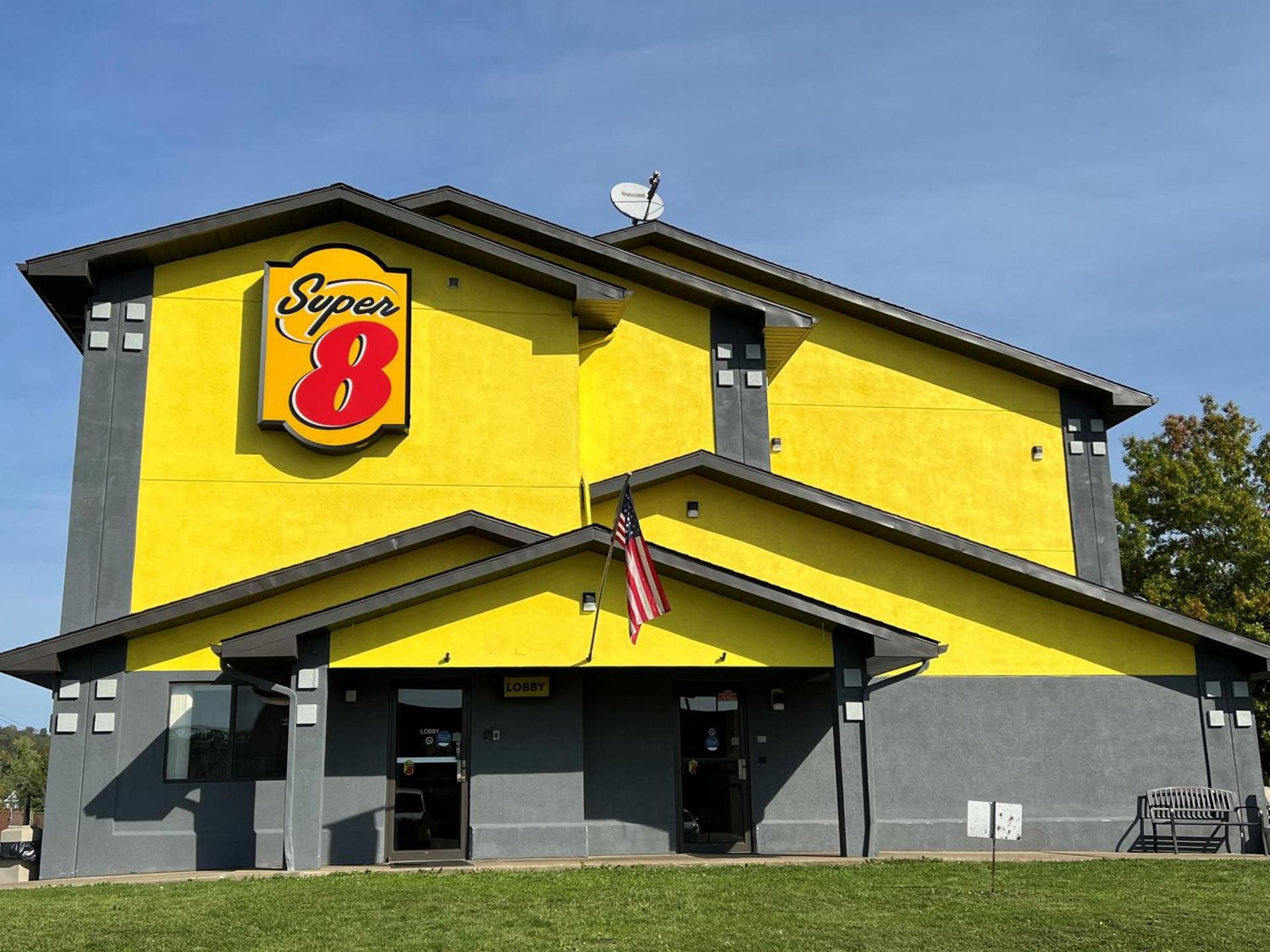 Super 8 by Wyndham Marietta — hotel in Marietta
