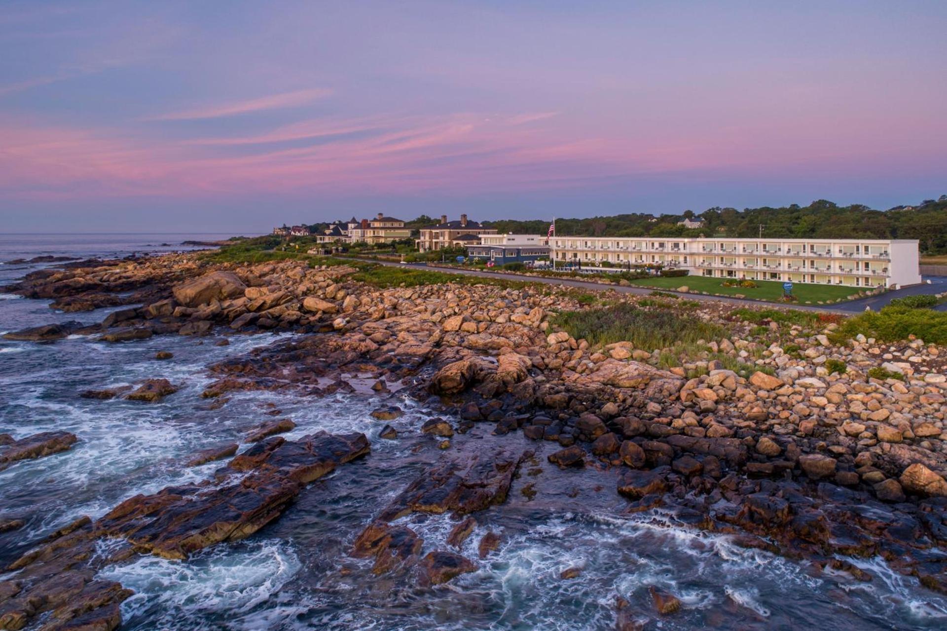 Atlantis Oceanfront Inn Gloucester — hotel in Gloucester