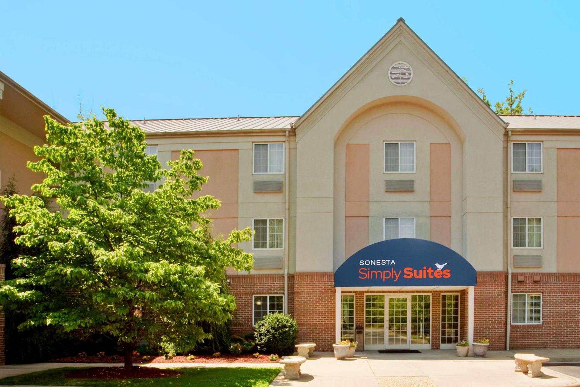 Sonesta Simply Suites Hampton — hotel in Hampton