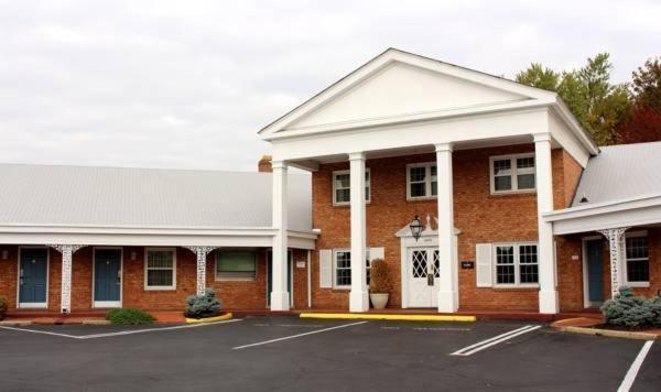 Governor House Inn Arlington/Falls Church — hotel in Falls Church