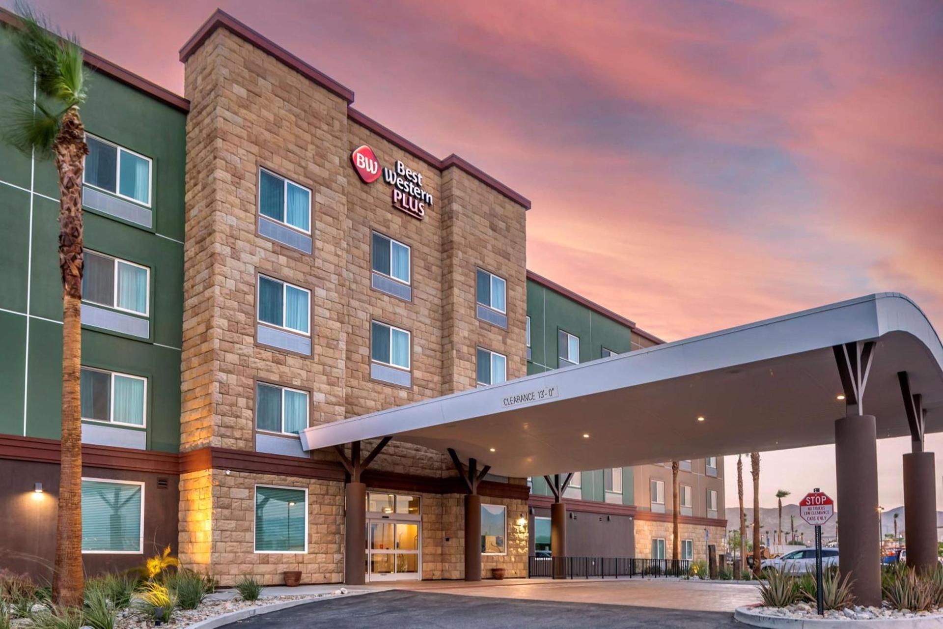 Best Western Plus Coachella Valley Inn & Suites — hotel in Cathedral City