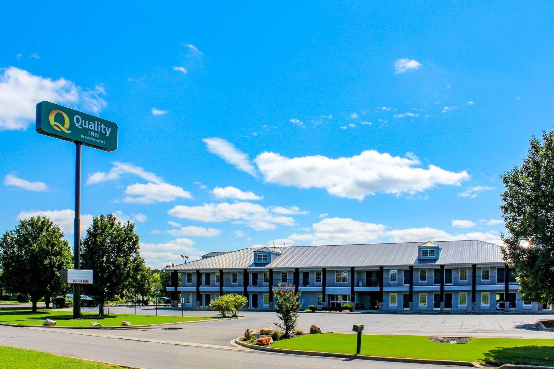 Quality Inn Scottsboro US-72-Lake Guntersville Area — hotel in Scottsboro
