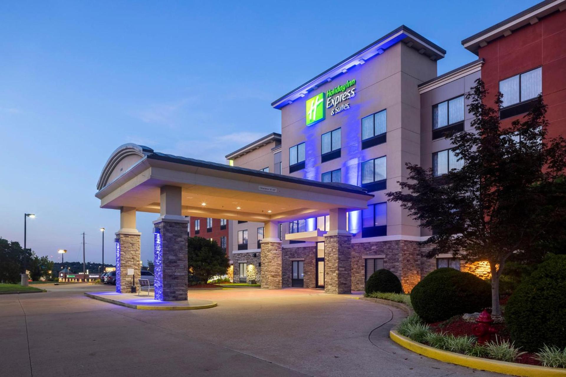 Holiday Inn Express Hotel & Suites Festus-South St. Louis by IHG — hotel in Festus