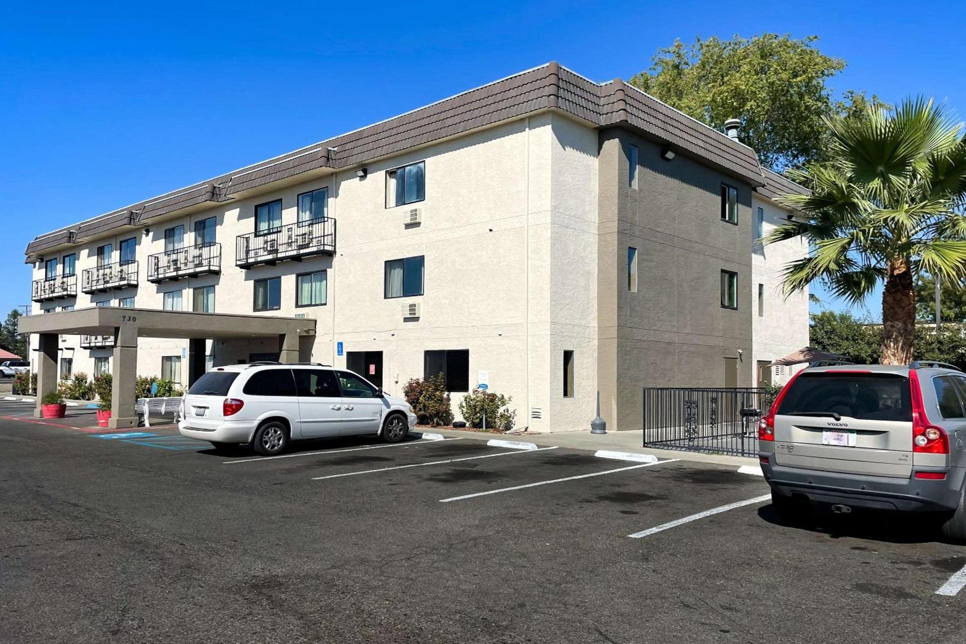 Sutter Inn — hotel in Yuba City