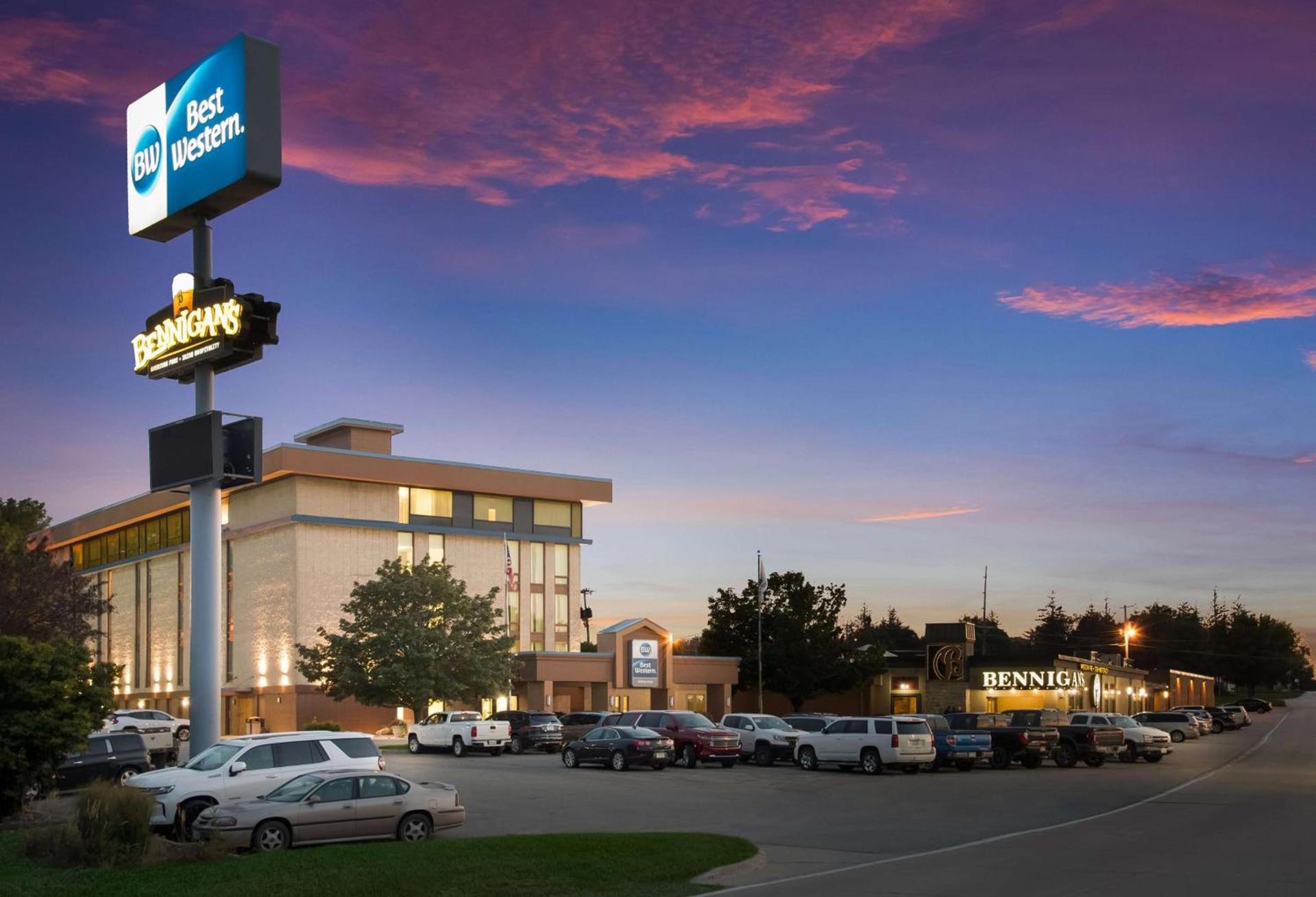 Best Western Holiday Lodge — hotel in Clear Lake