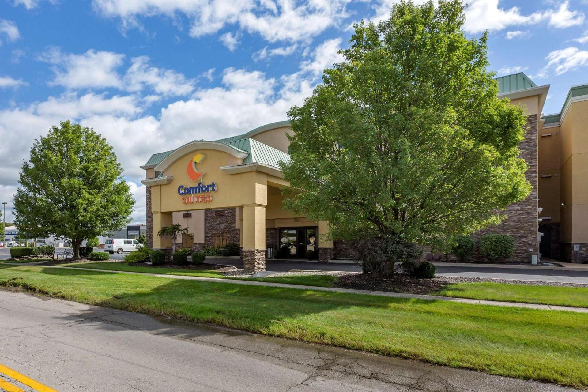 Comfort Suites Perrysburg - Toledo South — hotel in Perrysburg