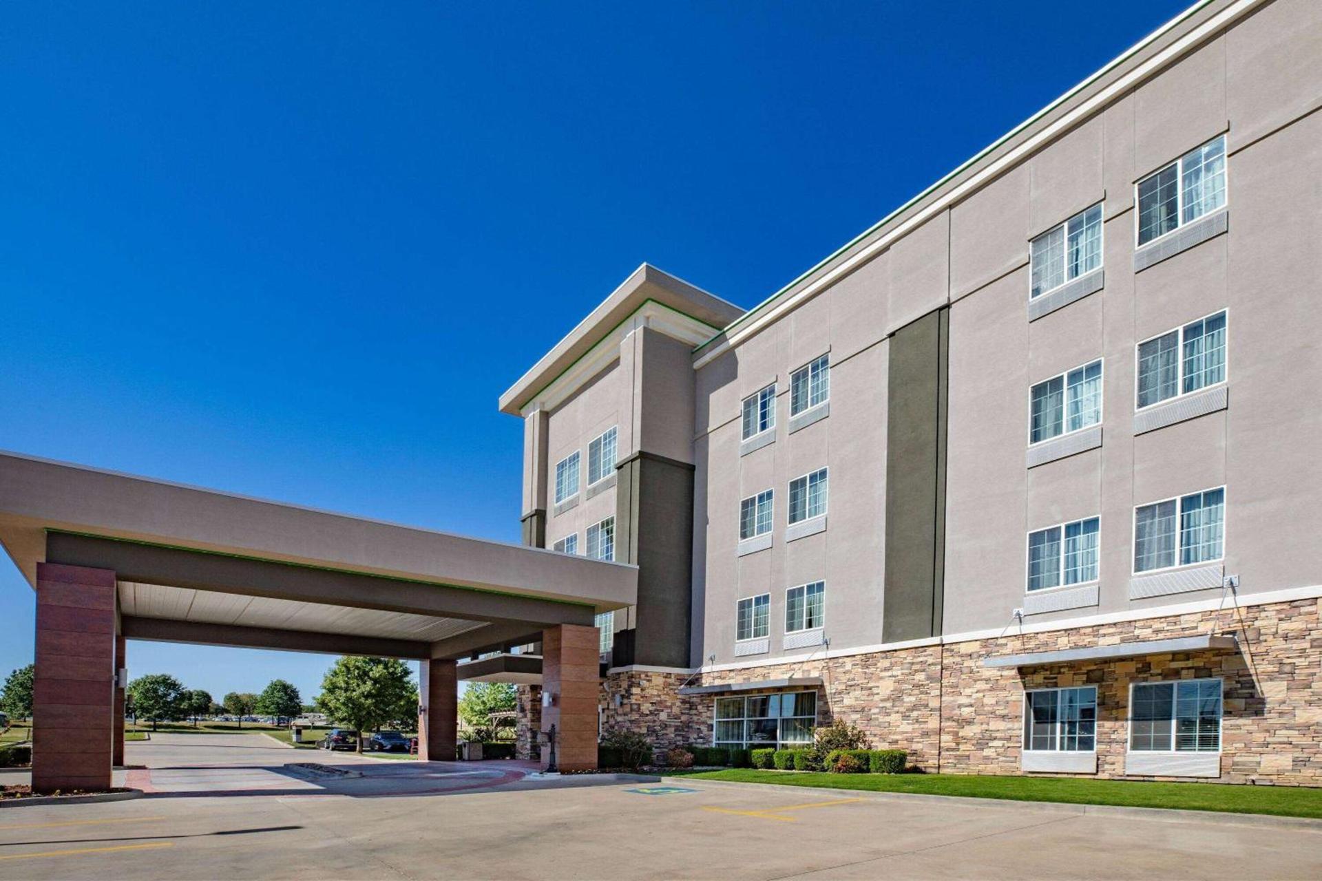 La Quinta by Wyndham Tulsa - Catoosa — hotel in Catoosa