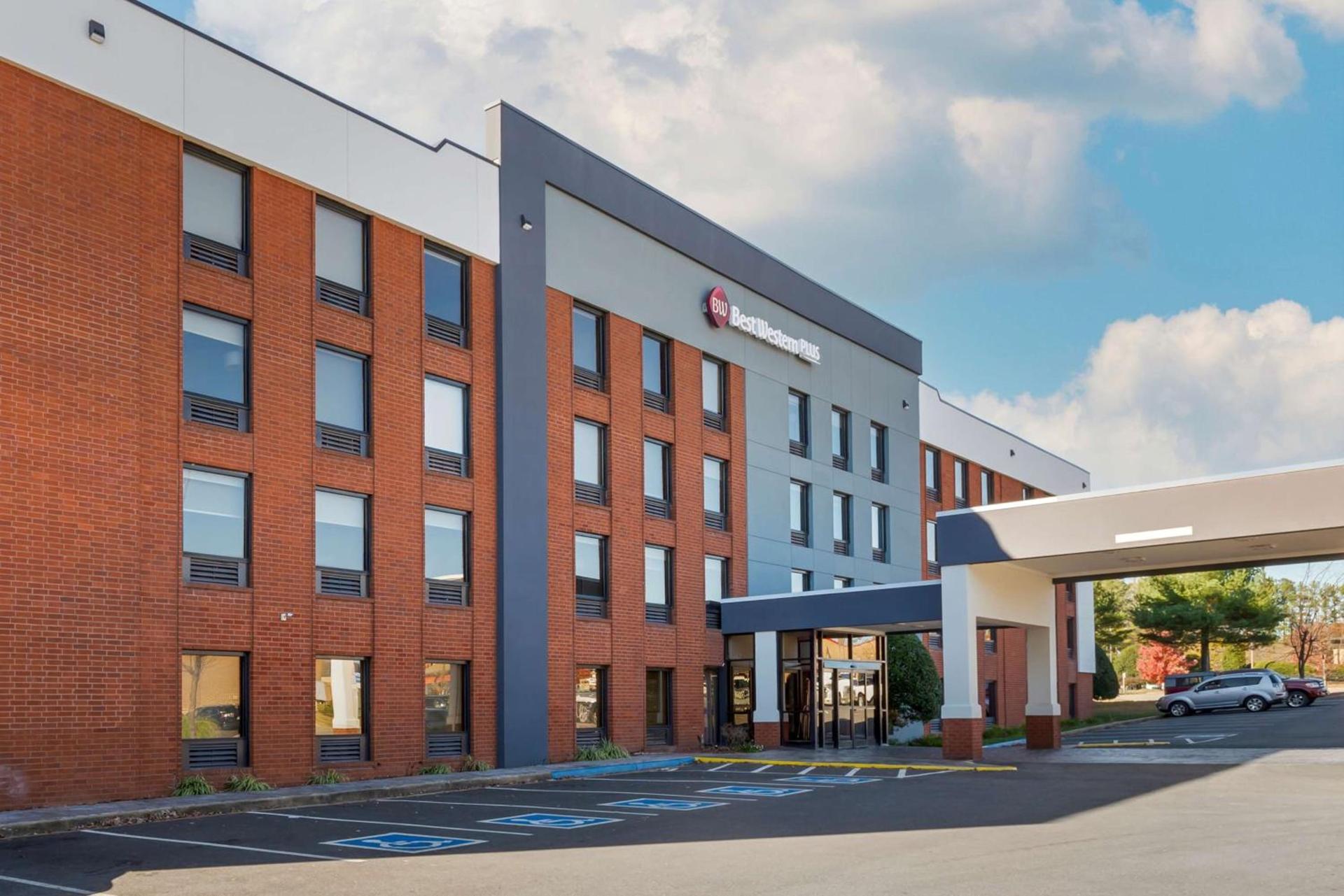 Best Western PLUS Executive Hotel Richmond — hotel in Richmond