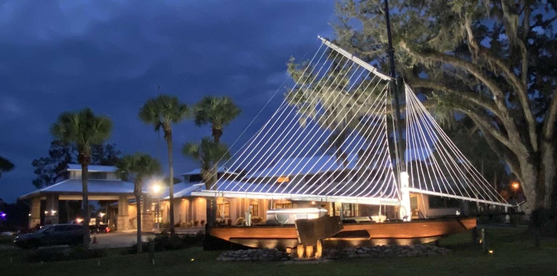 PaddleTail Waterfront Lodge, Trademark Collection by Wyndham — hotel in Crystal River