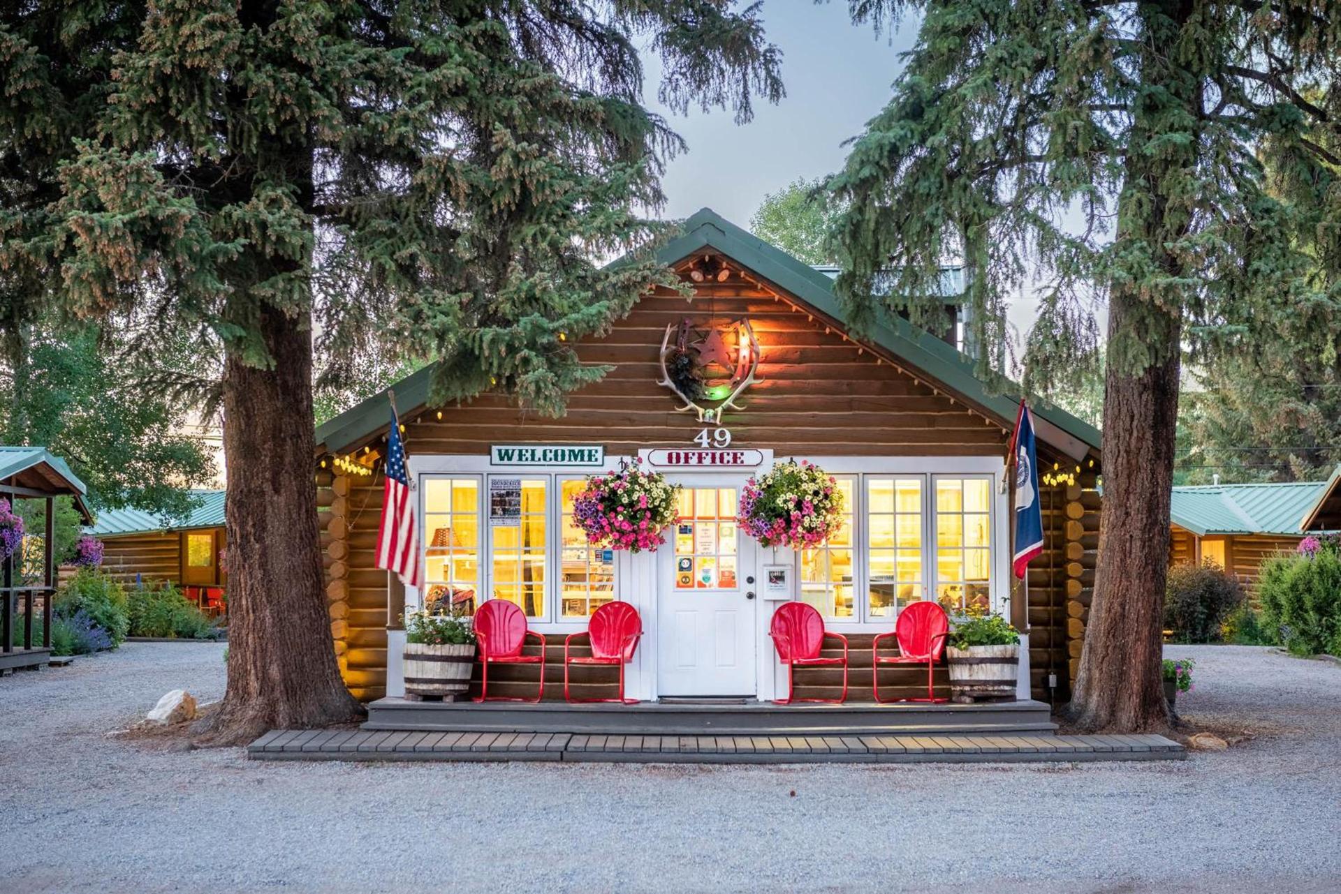 Log Cabin Motel — hotel in Pinedale