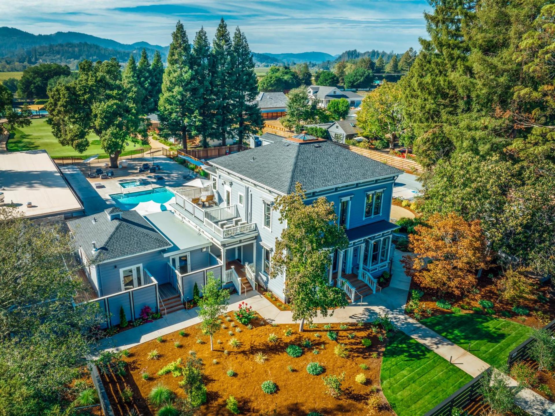 The Ruse — hotel in Healdsburg