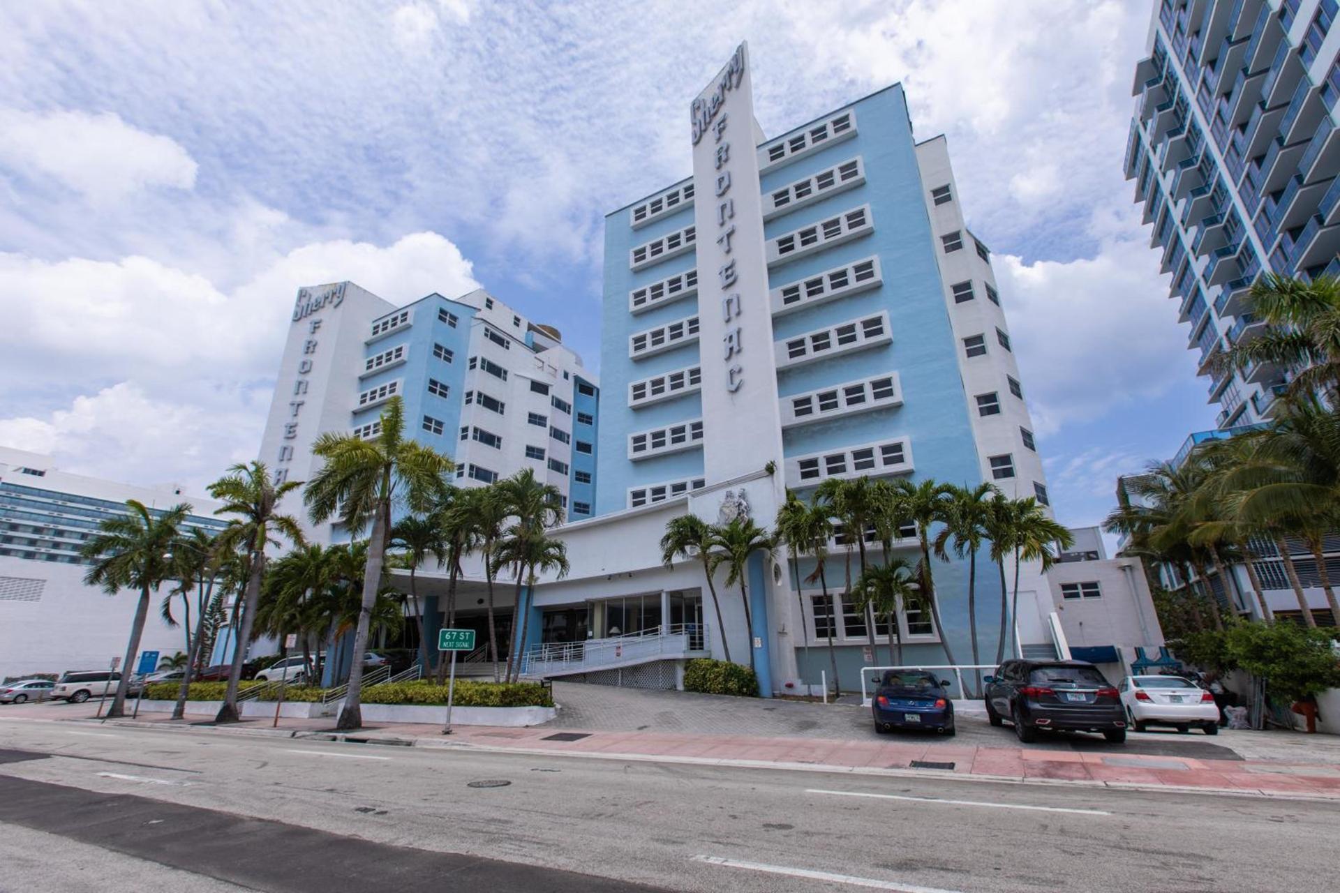 Sherry Frontenac Oceanfront — hotel in Miami Beach