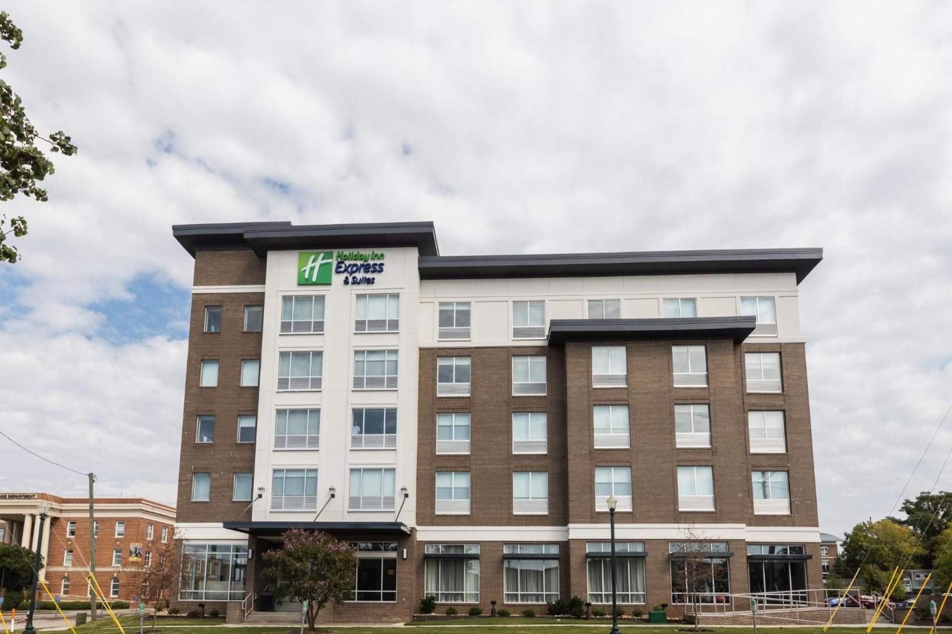 Holiday Inn Express & Suites Columbia Downtown The Vista by IHG