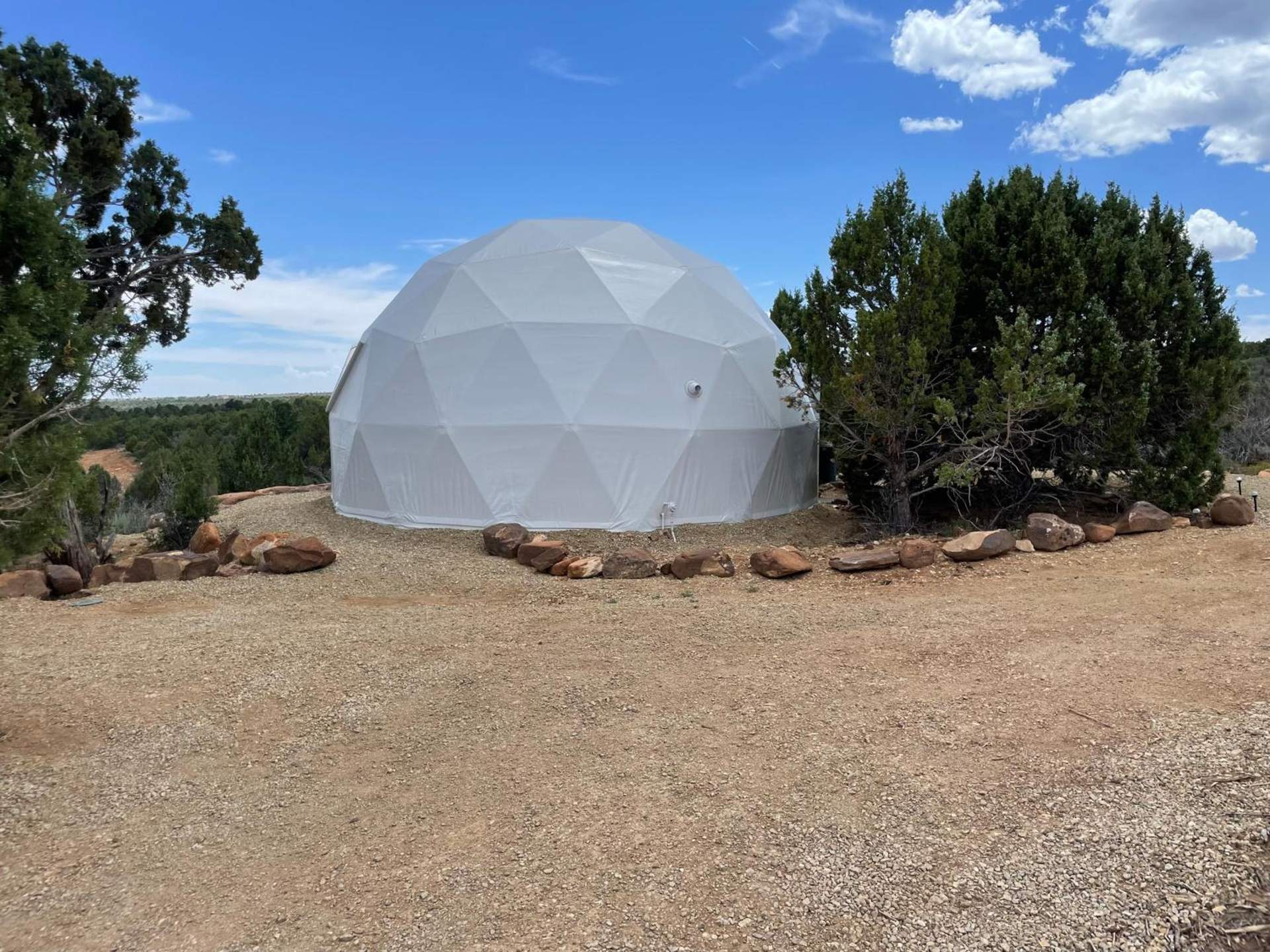 Canyon Rim Domes - A Luxury Glamping Experience!!