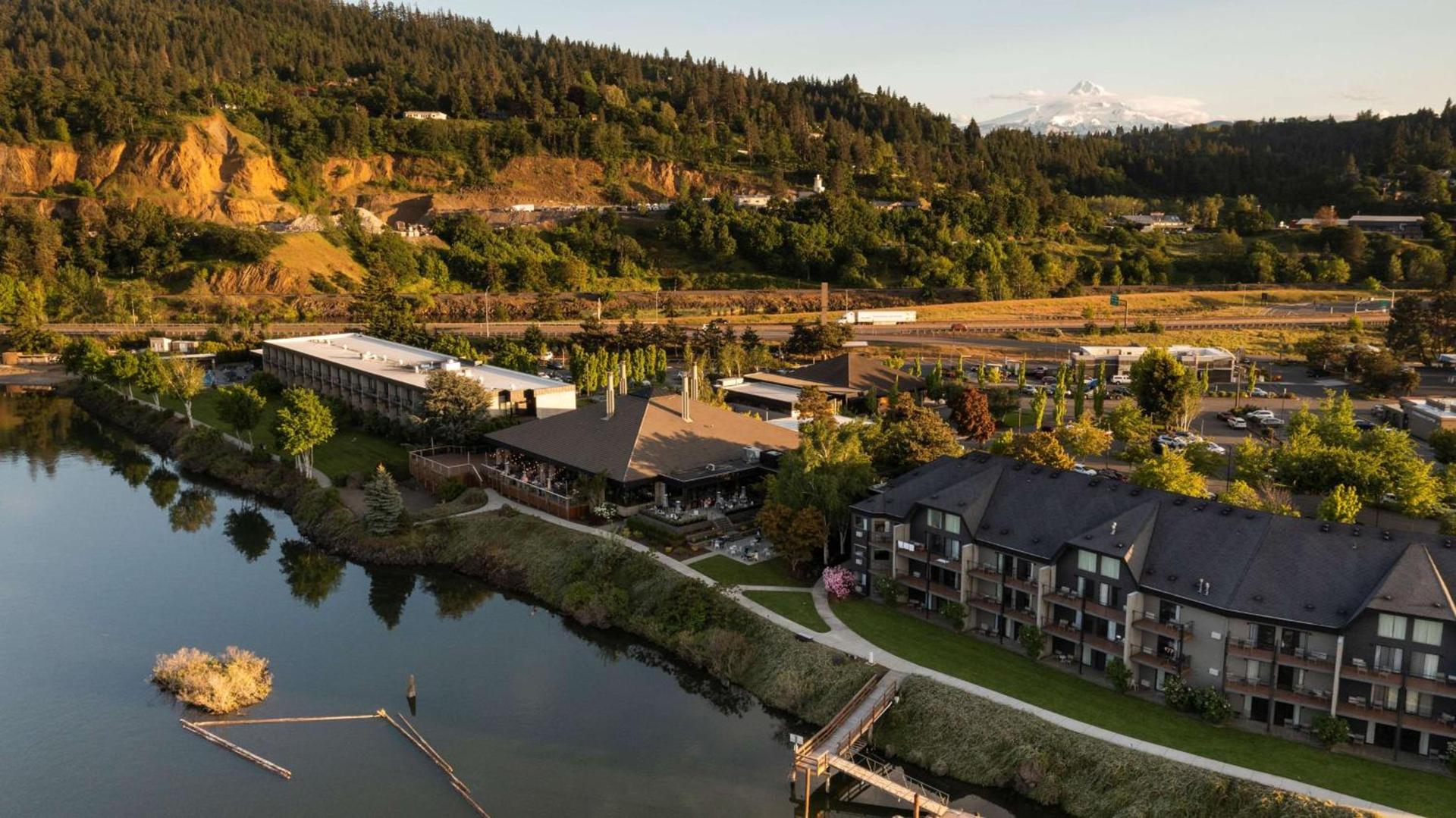 Best Western Plus Hood River Inn — hotel in Hood River