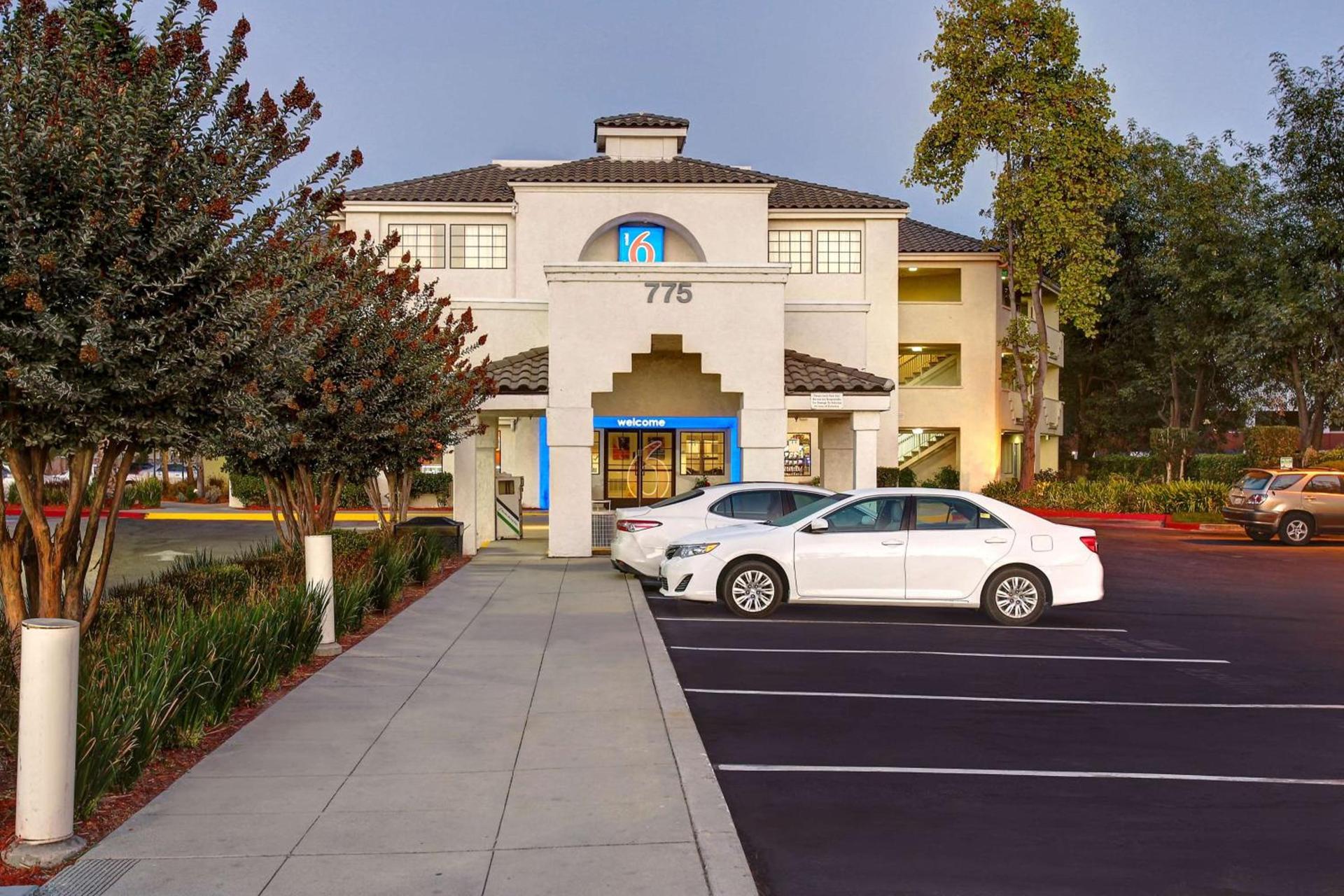 Motel 6-Sunnyvale, CA - North — hotel in Sunnyvale