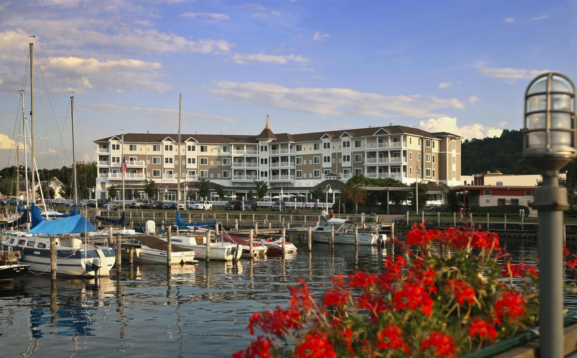 Watkins Glen Harbor Hotel — hotel in Watkins Glen