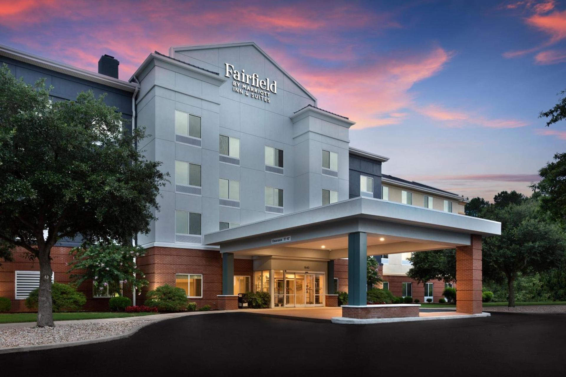 Fairfield Inn & Suites Elizabeth City — hotel in Elizabeth City