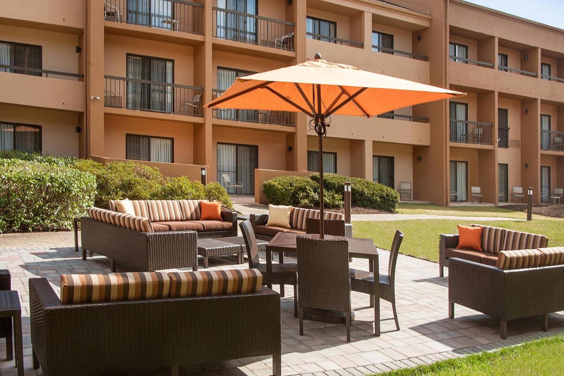 Courtyard By Marriott Baltimore Hunt Valley — hotel in Hunt Valley