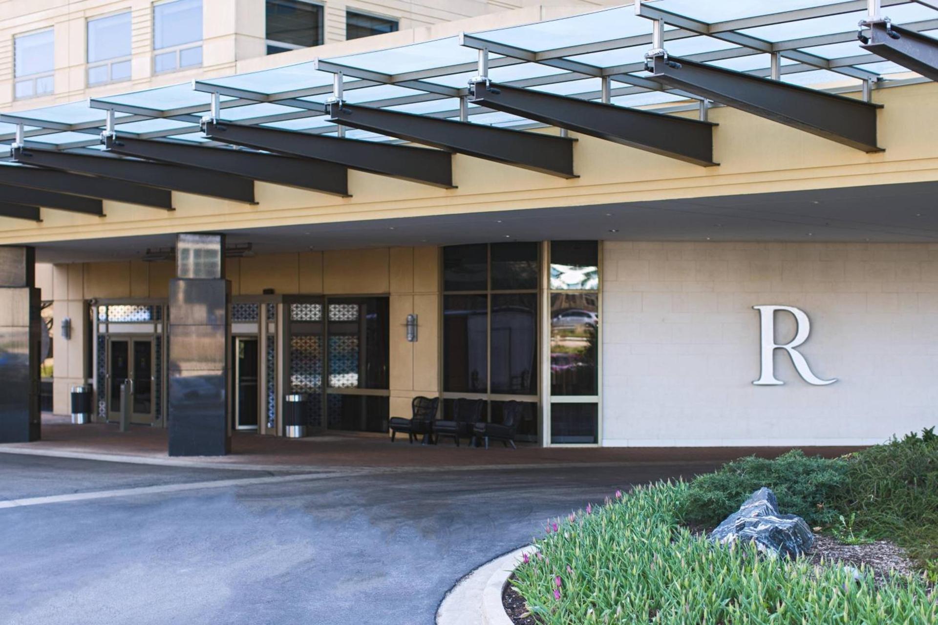 Renaissance Chicago O'Hare Suites Hotel — hotel in Rosemont