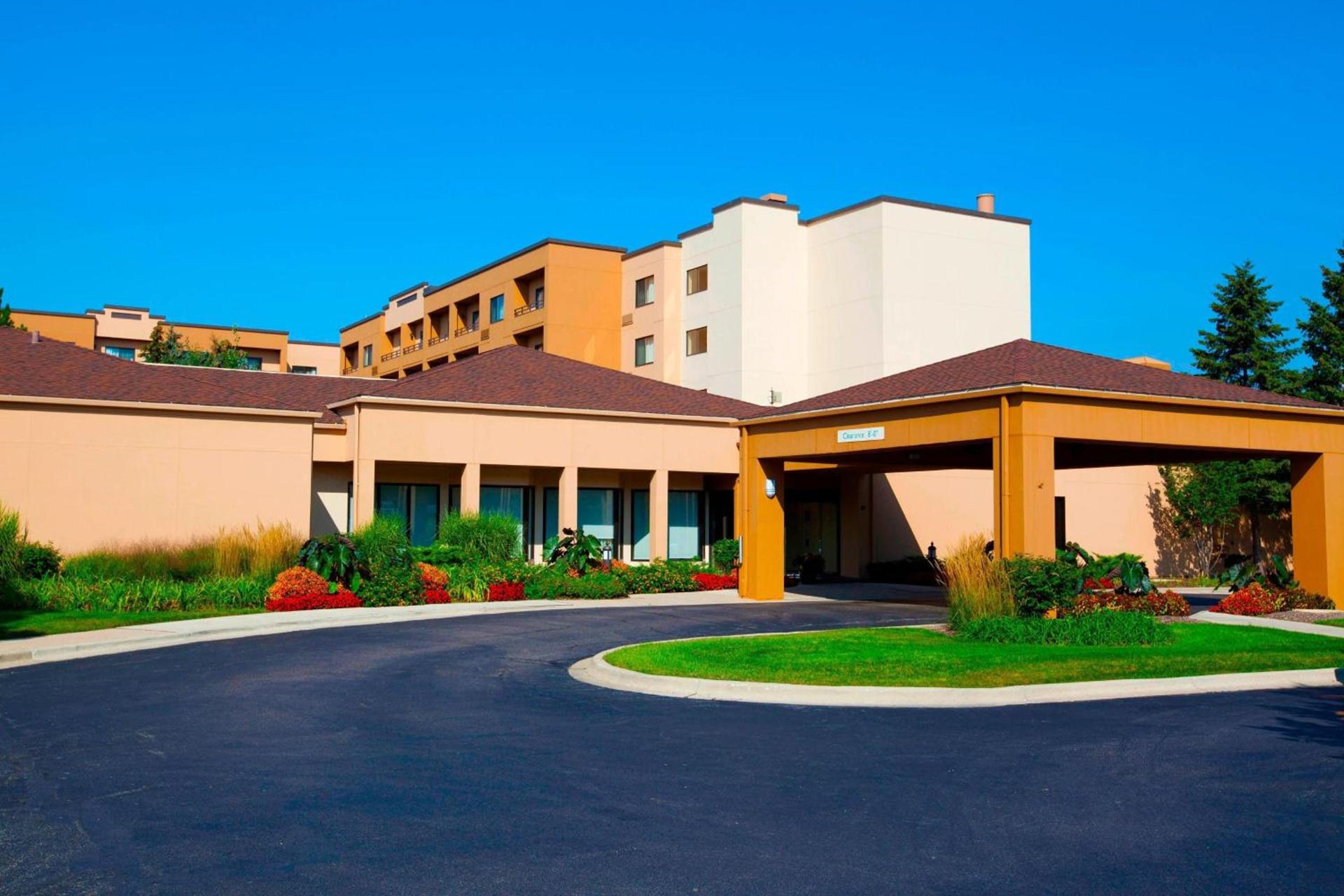 Courtyard Chicago O'Hare — hotel in Des Plaines