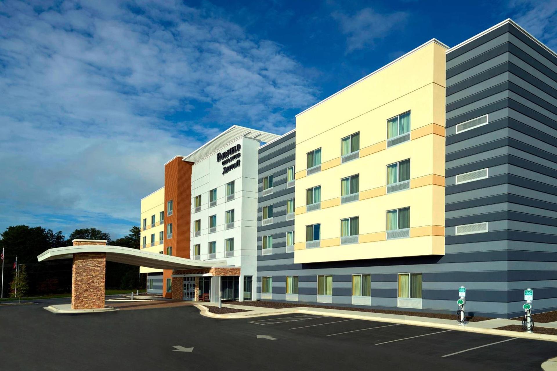 Fairfield Inn & Suites by Marriott Hendersonville Flat Rock — hotel in Flat Rock