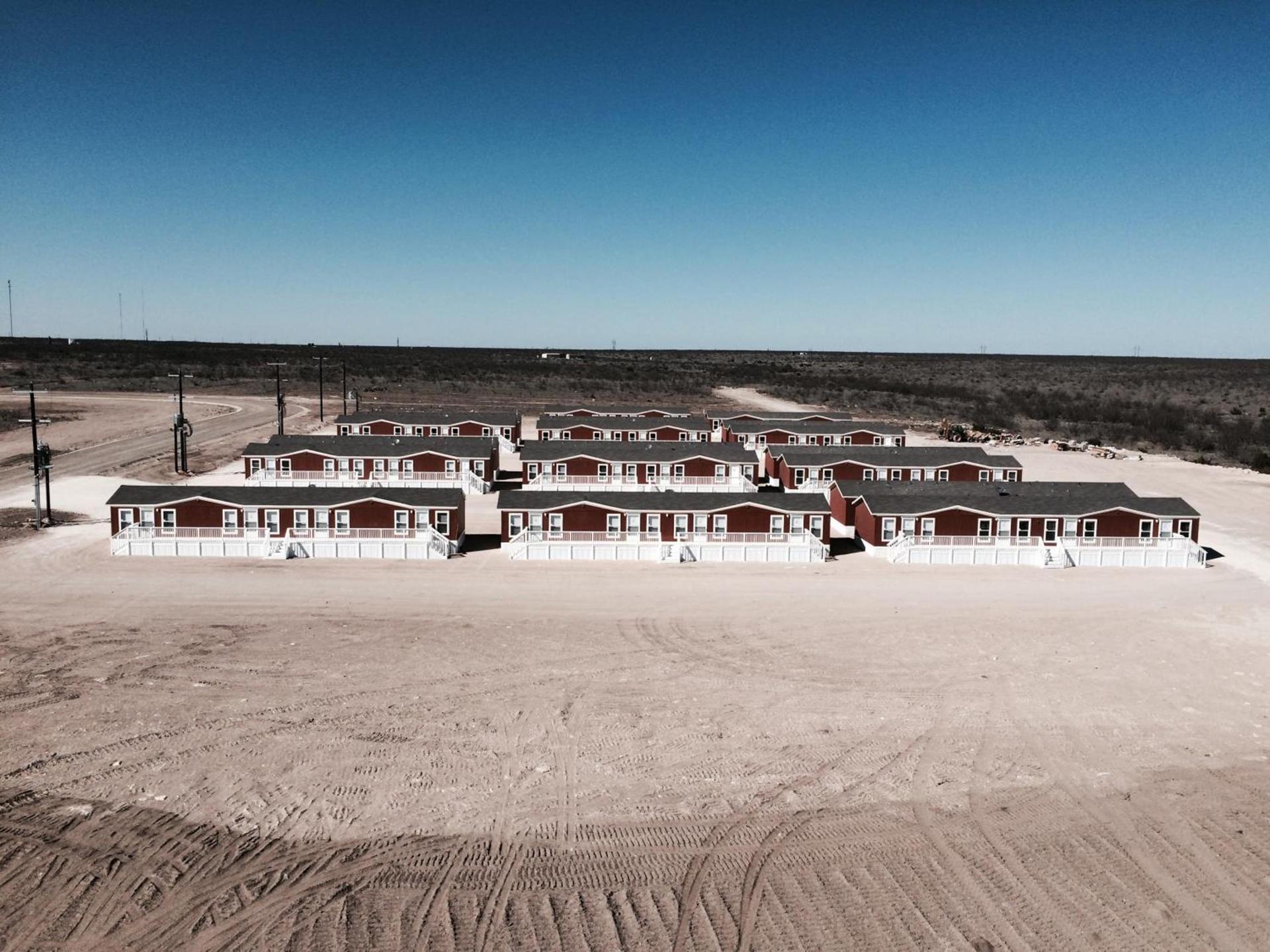 Oasis Lodge — hotel in Big Lake