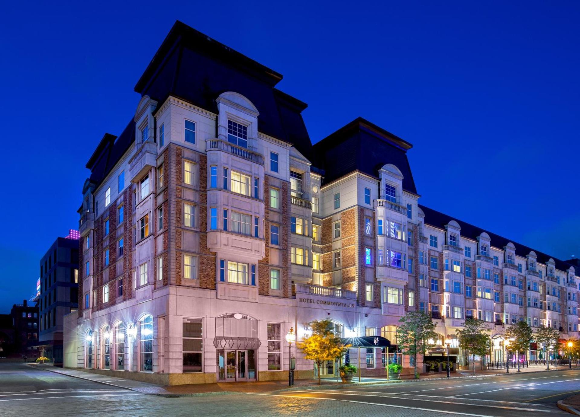 Hotel Commonwealth — hotel in Boston