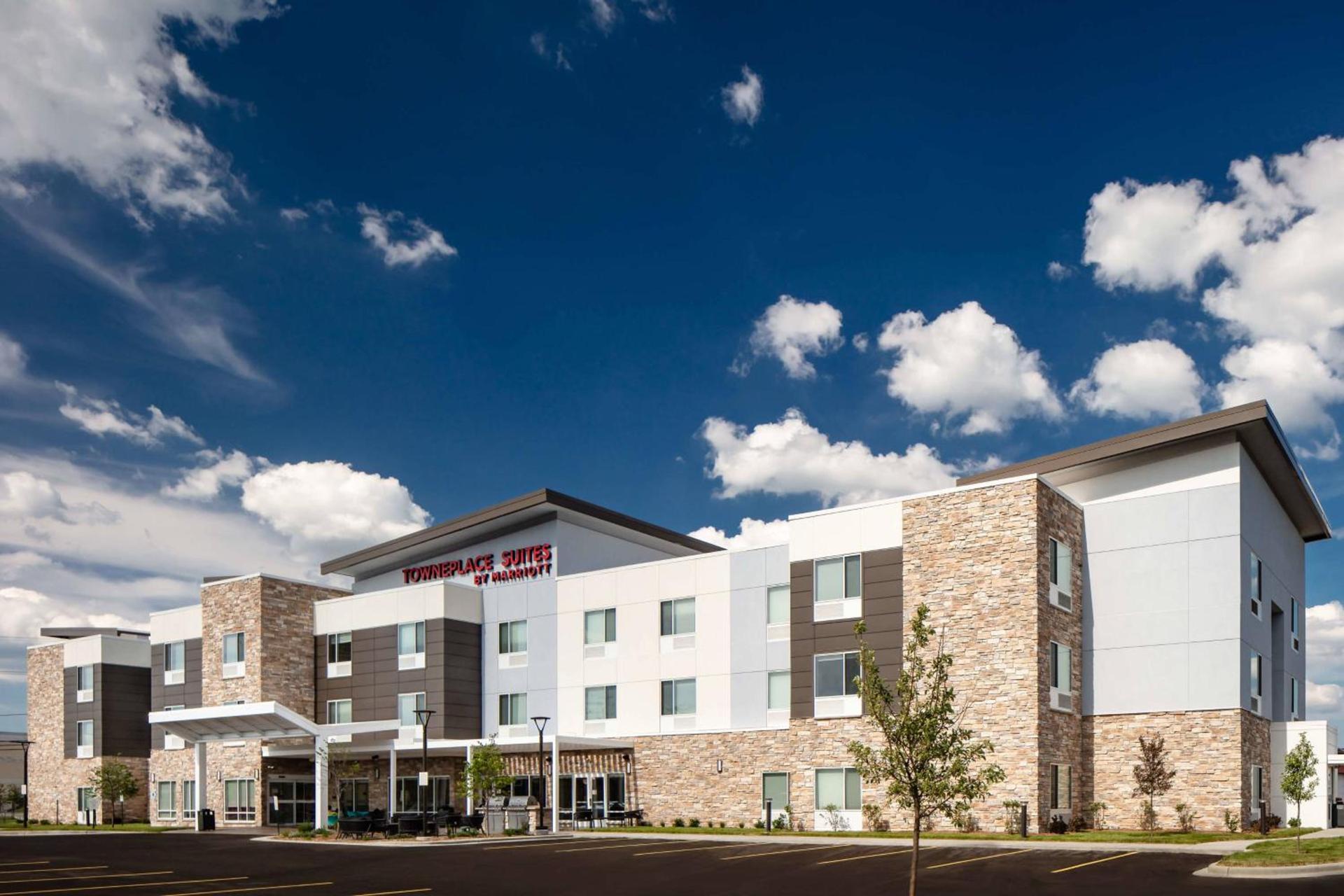 TownePlace Suites By Marriott Milwaukee West Bend — hotel in West Bend