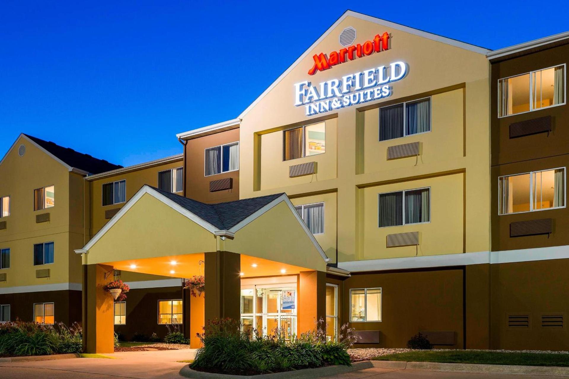 Wingate by Wyndham Oshkosh — hotel in Oshkosh